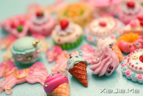 簲Z(g) (10)